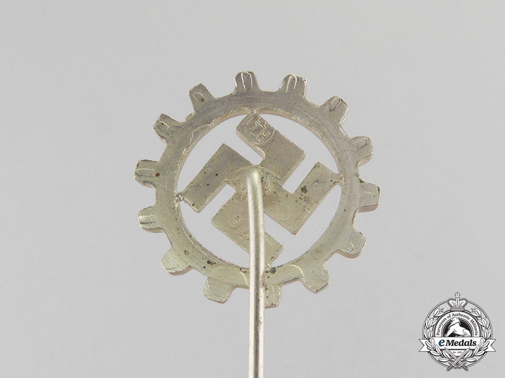 germany._a_daf(_german_labour_front)_membership_stick_pin_c17-8476