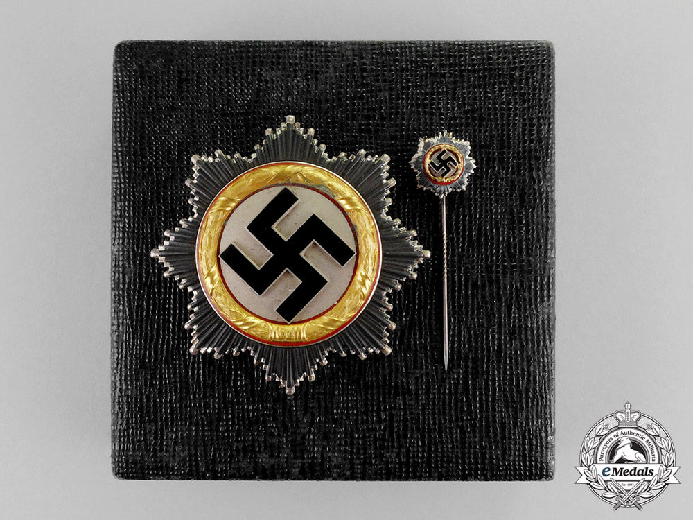 germany._a_german_cross_in_gold_by_otto_klein;_with_miniature_stick_pin_and_case_of_issue_c17-8507_1