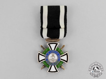prussia._a1916-1918_issue_royal_houseorder_of_hohenzollern_knight’s_cross_with_swords_c17-8546