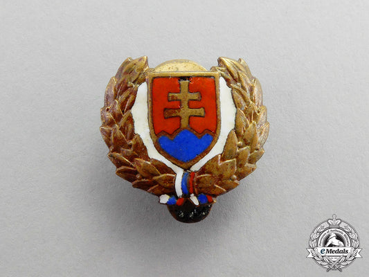 slovakia._a_hlinka_slovak_people's_party_membership_badge_c17-8575