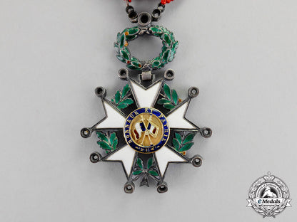 france,_third_republic._a_legion_d'honneur,_knight,_c.1880,_with_diamonds_c17-8582
