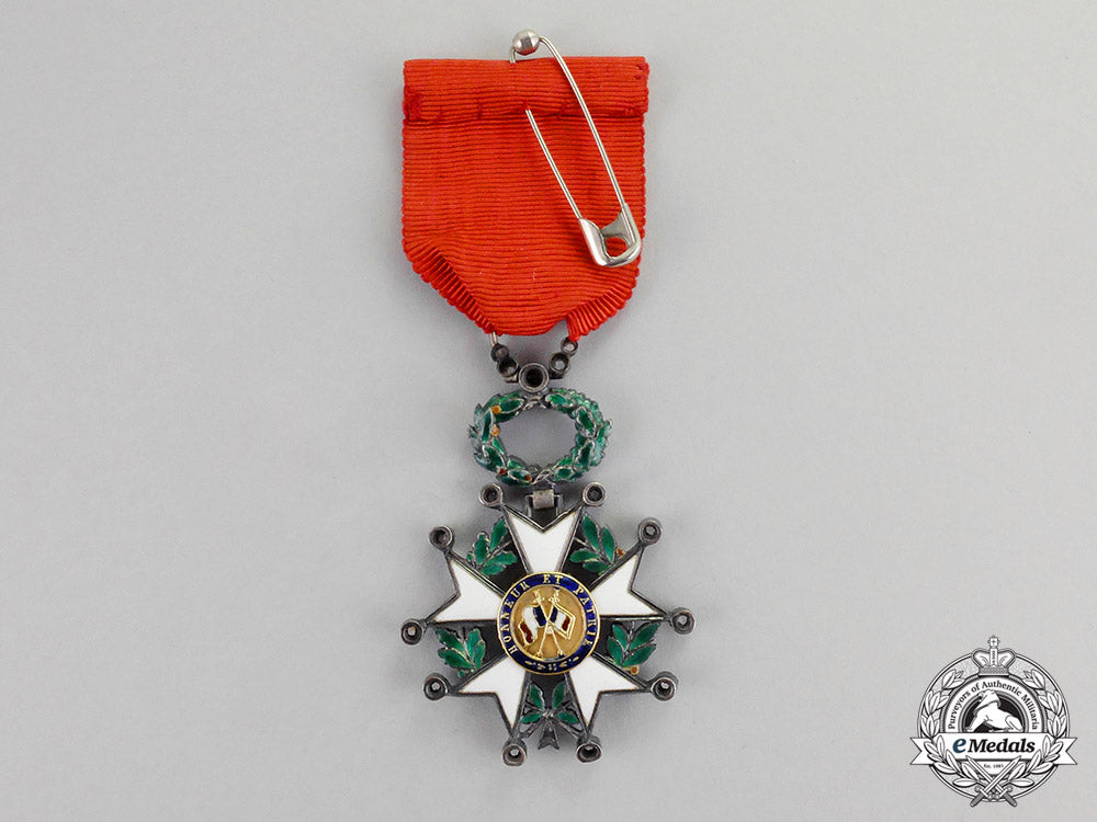 france,_third_republic._a_legion_d'honneur,_knight,_c.1880,_with_diamonds_c17-8583