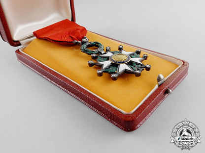 france,_third_republic._a_legion_d'honneur,_knight,_c.1880,_with_diamonds_c17-8589