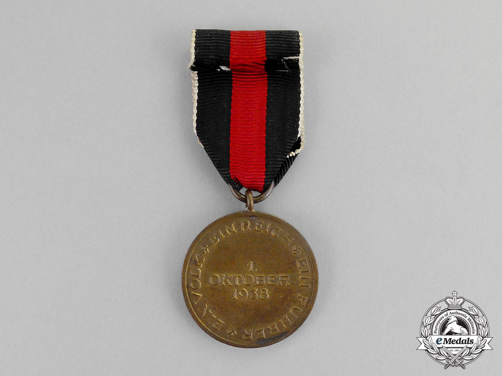 germany._an_entry_into_the_sudetenland_commemorative_medal_c17-8636