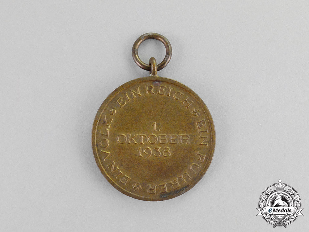 germany._an_entry_into_the_sudetenland_commemorative_medal_c17-8640