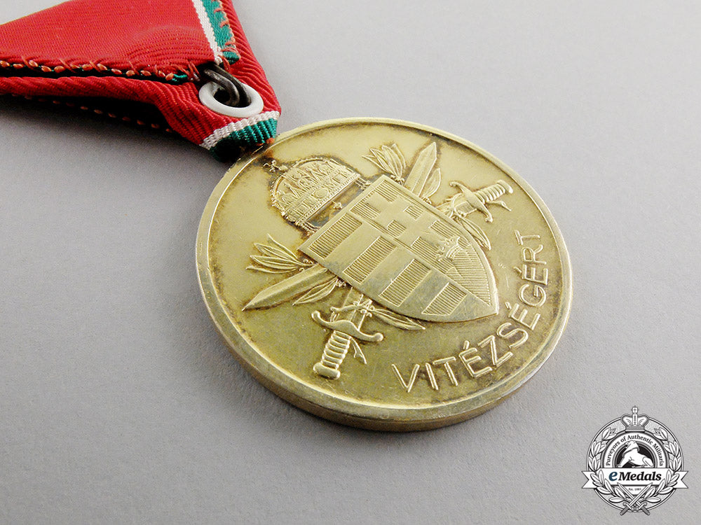 hungary,_kingdom._a_bravery_medal,_gold_grade,_c.1942_c17-870_1_2