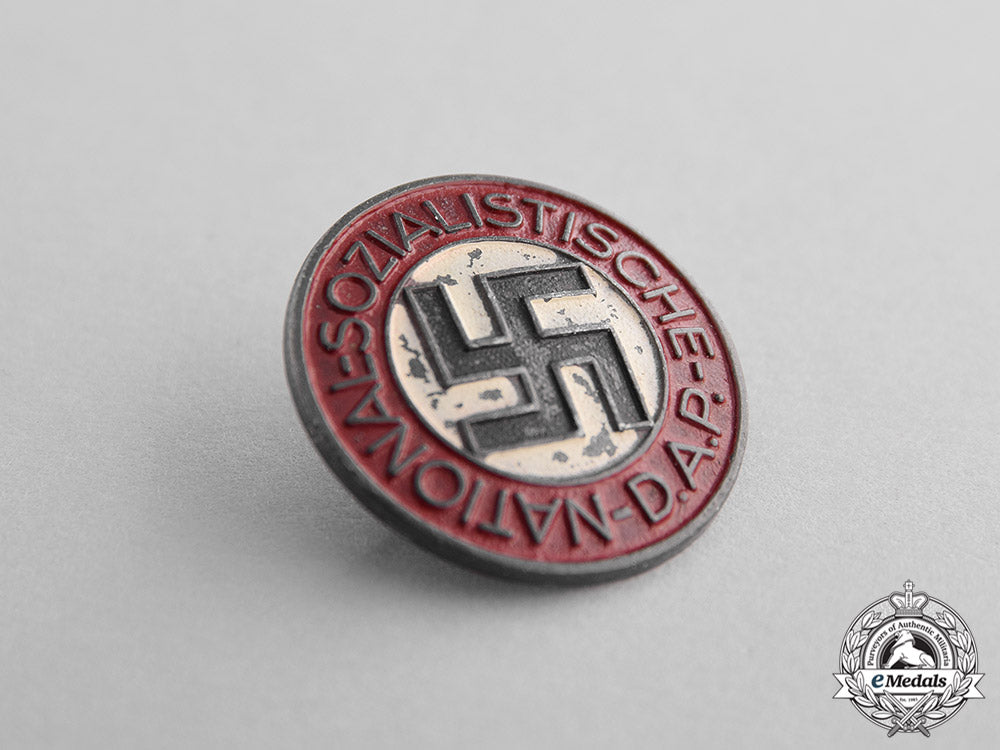 germany._a_second_war_period_nsdap_membership_badge_by_carl_poellath_of_schrobenhausen_c17-875_1_1