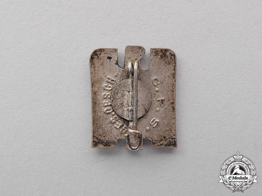 germany._a_drk“_deutsches_rotes_kreuz”_membership_badge_c17-880_2
