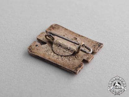 germany._a_drk“_deutsches_rotes_kreuz”_membership_badge_c17-881_2