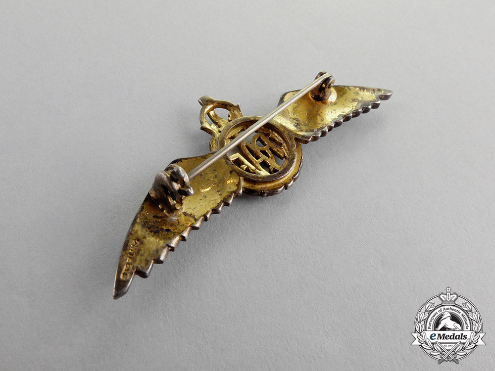 united_kingdom._a_royal_air_force(_raf)_sweetheart_badge,_c.1941_c17-8850