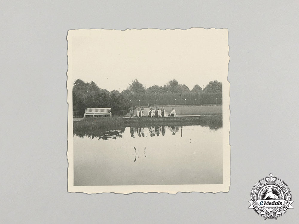 germany.7_photos_of_women_of_ns-_frauenschaft_c17-8890