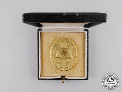 germany._a_gold_grade_wound_badge_by_the_official_vienna_state_mint_c17-898_1