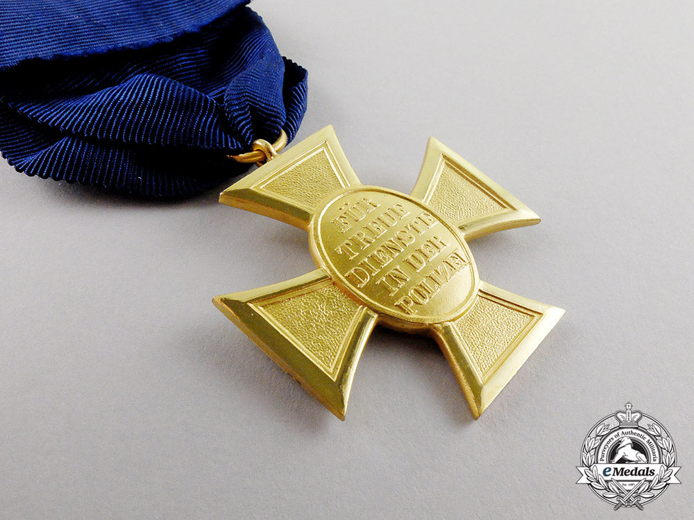 germany._a_mint_third_reich_period_police25-_year_long_service_cross_in_its_presentation_case_c17-903_1