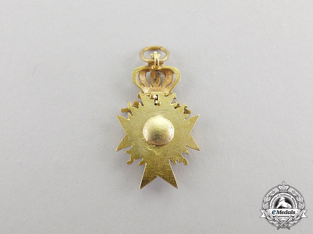 bavaria._an_order_of_military_merit,_miniature_officer’s_cross_in_gold_with_flames_c17-909_1