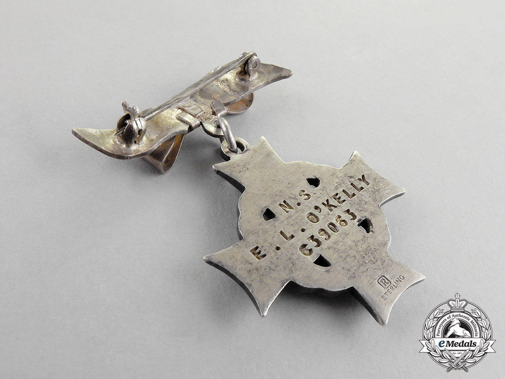 canada._a_memorial_cross_pair_to_nursing_sister_elizabeth_lillie_o'kelly,_rcaf_c17-9151