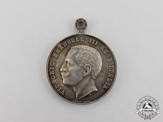 italy,_kingdom._a_medal_of_remembrance_of_the_royal_house,_silver_grade_c17-945_1