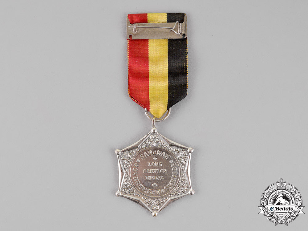 malyasia,_state_of_sarawak._a_sarawak_government_service_long_service_medal_c18-013301