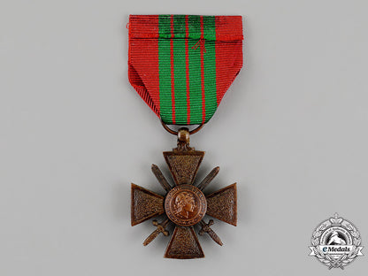 france,_occupied_italy._a_croix_de_guerre,_very_scarce,_c.1944_c18-013403