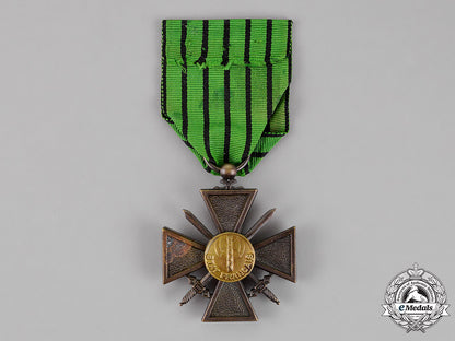 france,_vichy_government._an(_etat_française)_vichycroix_de_guerre,_c.1944_c18-013431