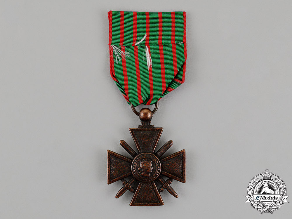 france,_republic._a_rare_replacement_issue_croix_de_guerre,_c.1919_c18-013448