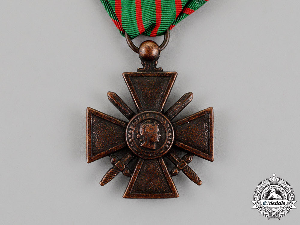 france,_republic._a_rare_replacement_issue_croix_de_guerre,_c.1919_c18-013449