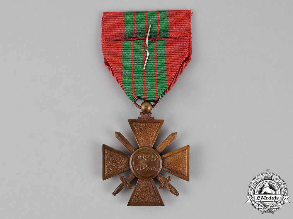 france,_republic._a_croix_de_guerre,1939-1940_with_silver_star_c18-013475