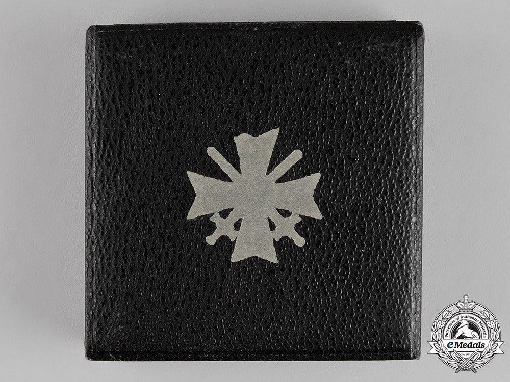 germany,_third_reich._a_mint_war_merit_cross_i_class_with_swords,_by_deschler_c18-013510