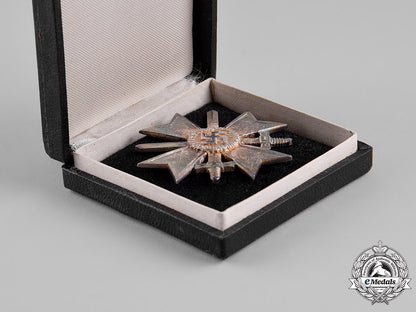 germany,_third_reich._a_mint_war_merit_cross_i_class_with_swords,_by_deschler_c18-013513