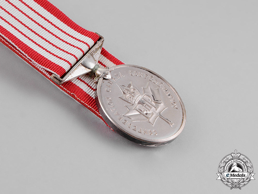 canada._a_centennial_medal1867-1967_c18-013641