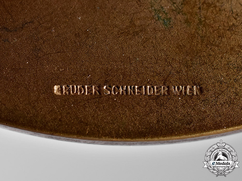 germany._a_nskk_motor_group_southwest_country_cruise_table_medal_with_its_award_certificate,_c.1939_c18-013763