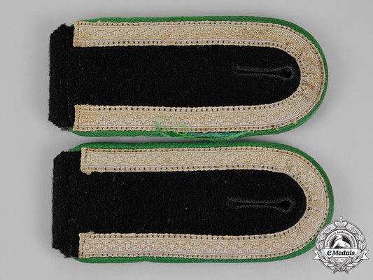 germany._a_set_of_waffen-_ss_mountain_troops_nco’s_shoulder_straps;_strap-_on_type_c18-013773