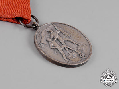 germany._an_austrian_anschluss_medal_in_its_presentation_case_of_issue,_c.1938_c18-013854