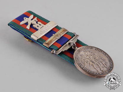 canada._a_canadian_volunteer_service_medal_with_dieppe_clasp_c18-014092