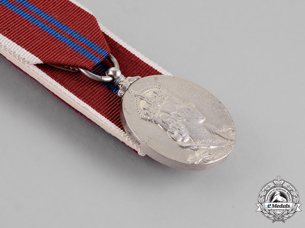 united_kingdom._a_british_queen_elizabeth_ii_coronation_medal1953_c18-014118