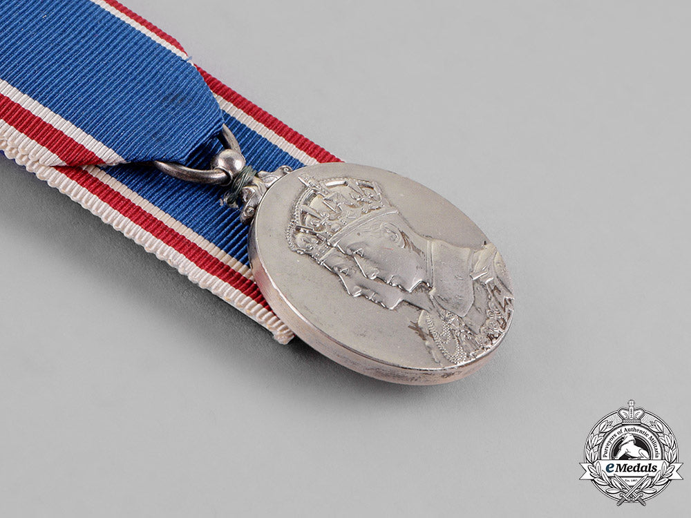 united_kingdom._a_king_george_vi_and_queen_elizabeth_coronation_medal1937_c18-014121