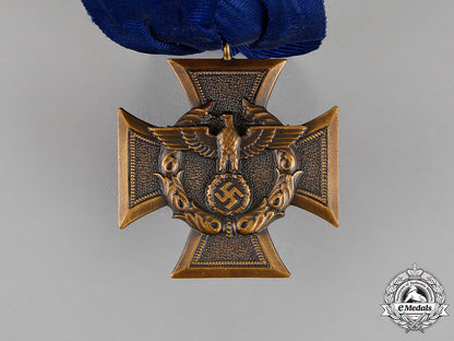 germany._a_court_mounted_customs_protection_long_service_award_c18-014211