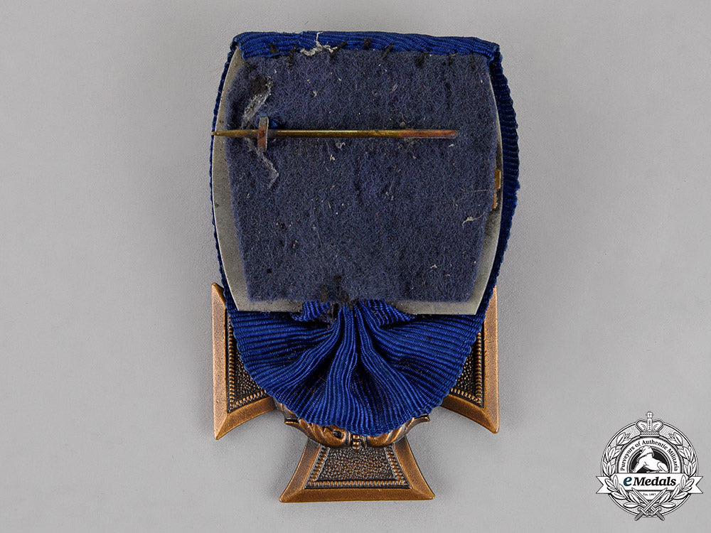 germany._a_court_mounted_customs_protection_long_service_award_c18-014213