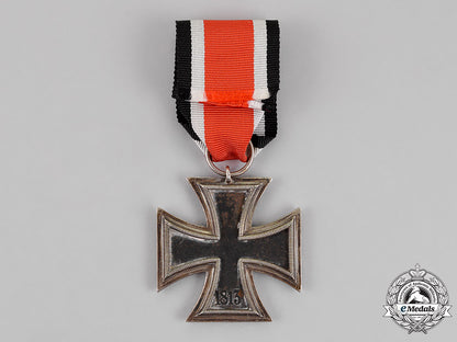 germany._an_iron_cross1939_second_class_by_the_arbeitsgemeinschaft_hanau_c18-014267