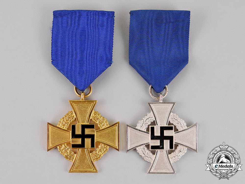 germany._two_civil_faithful_service_medals;40_years’s_service&25_years’_service_c18-014273_1