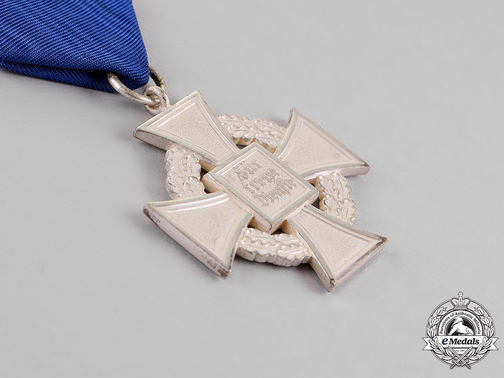 germany._two_civil_faithful_service_medals;40_years’s_service&25_years’_service_c18-014280_1