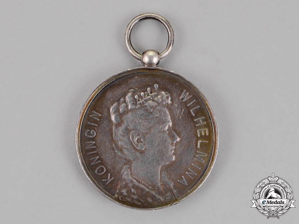 netherlands,_kingdom._a_queen_wilhelmina_silver_honour_prize_medal_to_ivan_beers_c18-014283