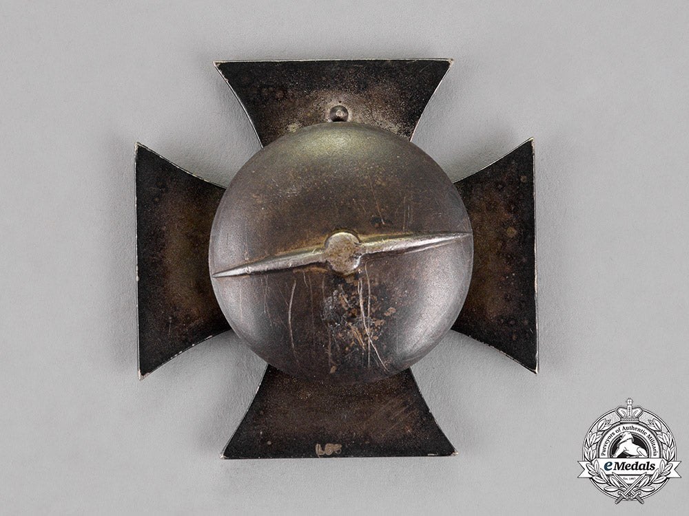 germany._an_iron_cross1939_first_class,_screwback_version,_by_r._wächtler&_lange_c18-014475