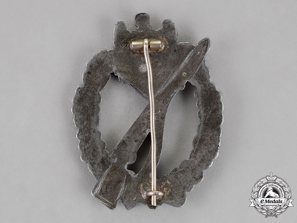 germany._a_infantry_assault_badge,_silver_grade,_by_f.w._assmann&_söhne_of_lüdenscheid_c18-014480