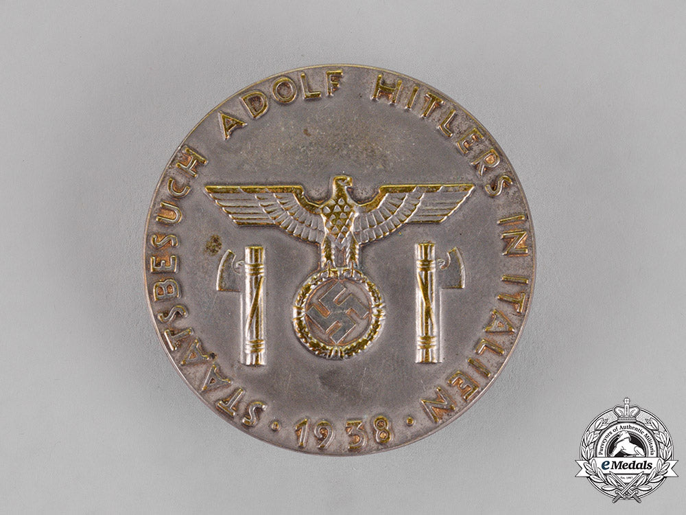 germany._a_badge_for_the_state_visit_to_italy_by_the_füher,_c.1938_c18-014512