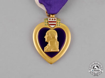 united_states._a_bronze_star&_purple_heart_pair_to_staff_sergeant_cecchini,_for_courage_at_okinawa_c18-014521
