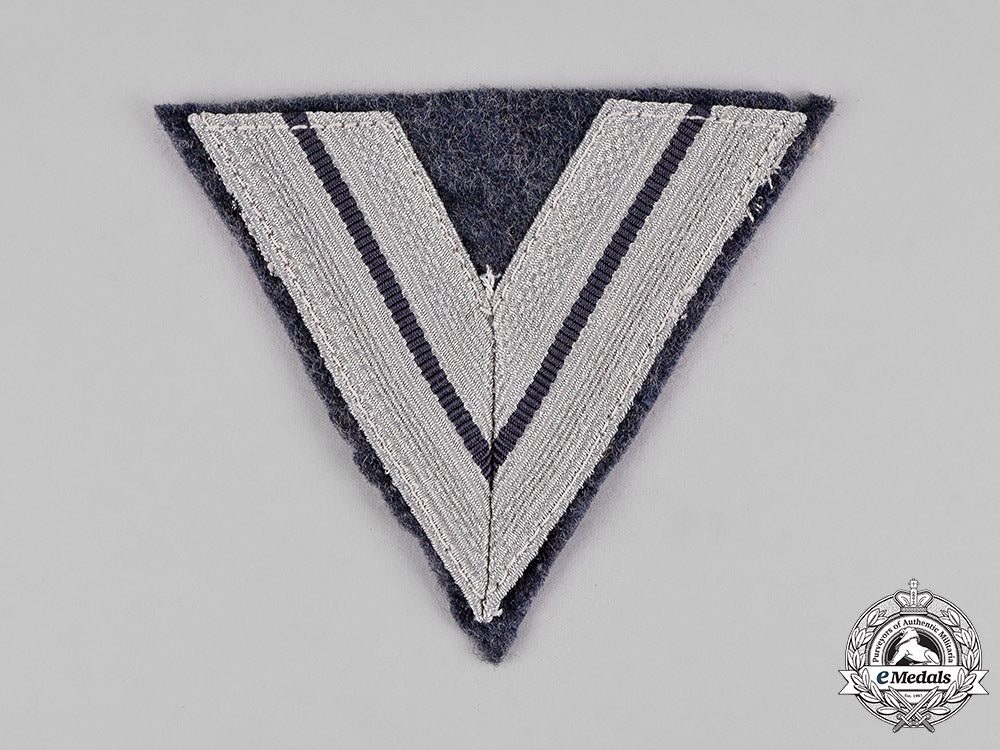 germany._a_luftwaffe_hermann_goering_division_group_c18-014777