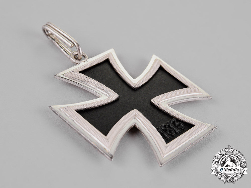 germany._a_mint_knight's_cross_of_the_iron_cross,_steinhauer&_lück,_micro800_c18-015006