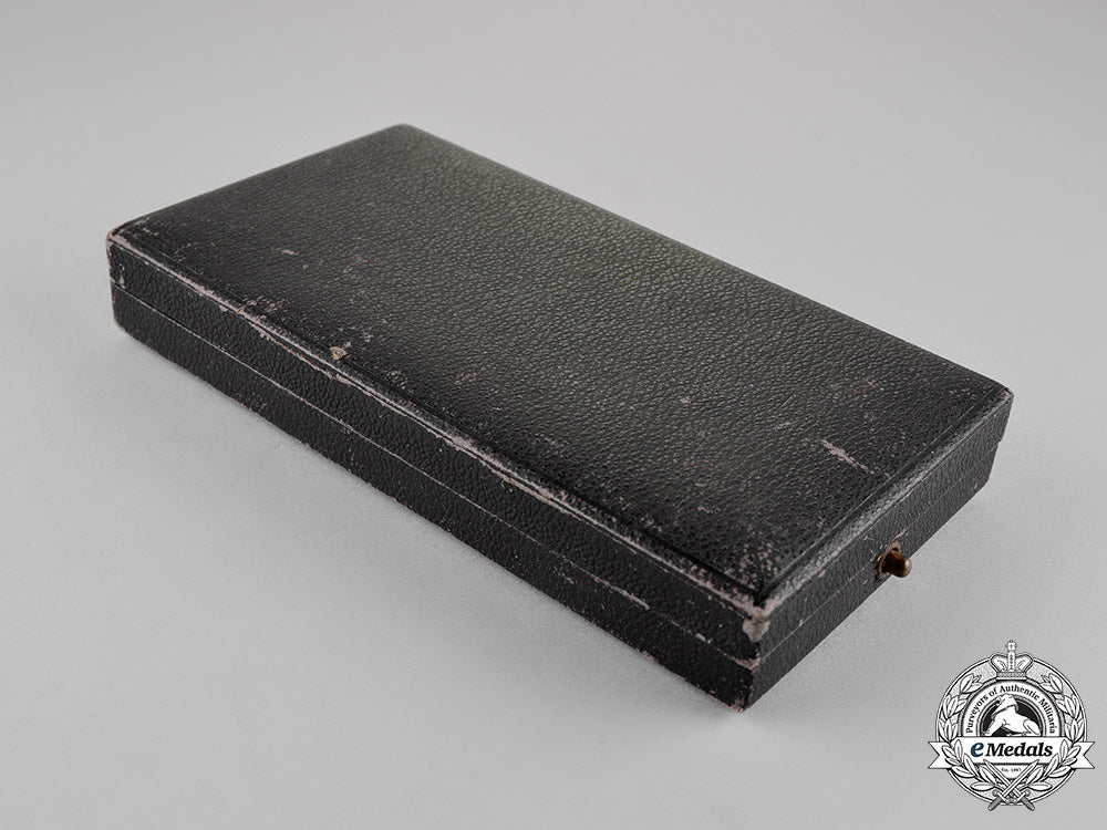 germany._a_knight's_cross_of_the_iron_cross,_by_steinhauer&_lück,_with_case_c18-015039