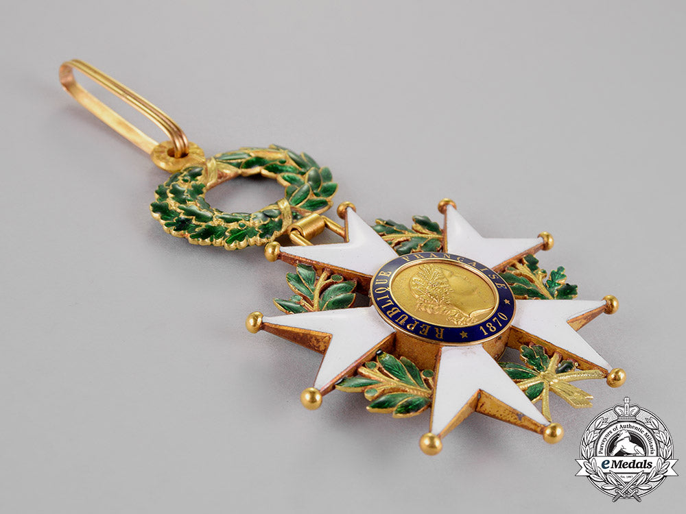 france,_third_republic._a_legion_d'honneur_in_gold,_commander,_c.1919_c18-015047
