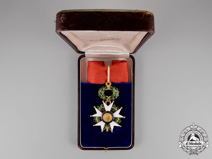 france,_third_republic._a_legion_d'honneur_in_gold,_commander,_c.1919_c18-015050